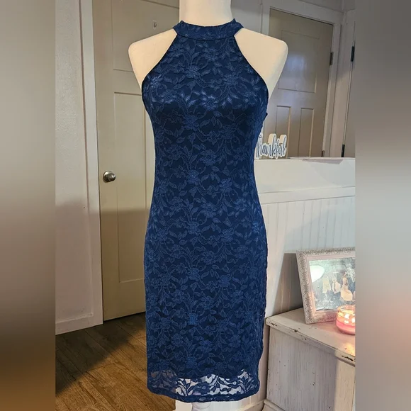 Moda International | Dresses | Worn Twice Moda International Royal Blue Lace Sheath Dress Size S | Poshmark Moda International | Dresses | Worn Twice Moda International Royal Blue Lace Sheath Dress Size S | Poshmark